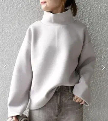 [택 포함 미사용품] SHIPS 라이트 하이넥 풀오버