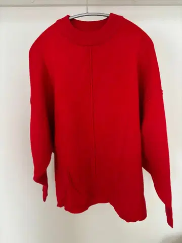 ZARA 오버 사이즈 레드 니트