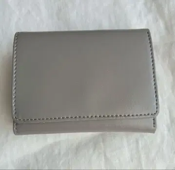 YAHKI 그레이 3단 폴더형 지갑