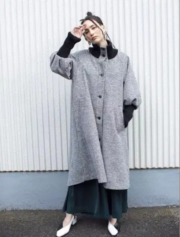 오즈모시스 플레어 래글런 코트