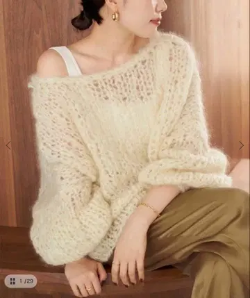 이번 시즌 Plage 핸드 니트 점보 탐 풀오버 2025aw