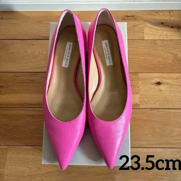 오데트 에 오딜 플랫 스틸레토 펌프스