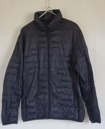 유니클로 울트라 라이트 다운 자켓 네이비 M