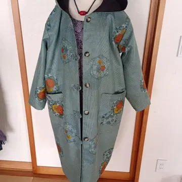 꽃무늬 후드 부착 롱 코트