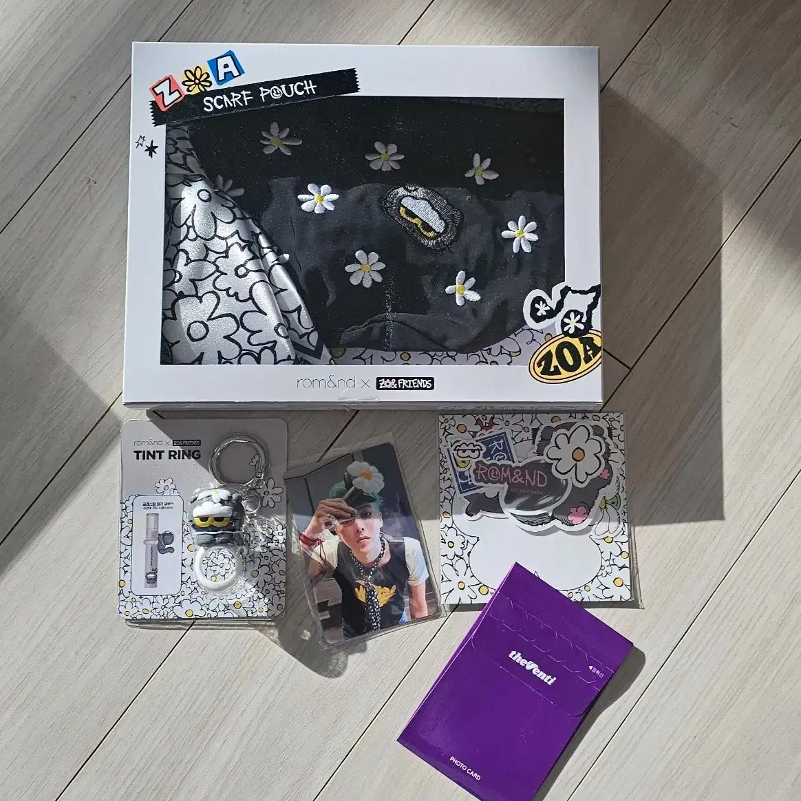 rom&nd zo&friends ポーチ&スカーフ Rom&nd☆ZO&FRIENDS ZOA