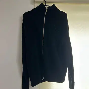 UNITED TOKYO 블랙 니트 스웨터 사이즈 1