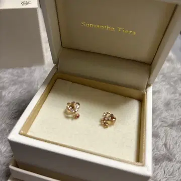 Samantha Tiara 하트형 펄 귀걸이