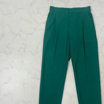 새상품급 ANAYI 원톤 뒷 허리밴딩 다트 테이퍼드 팬츠 38