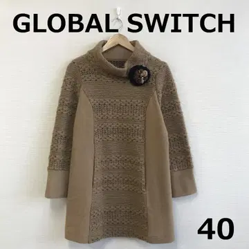 H1121D09 [ GLOBAL SWITCH ] 코사지 부착 니트 튜닉