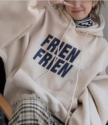 알파벳 후드티 빅 실루엣 앞 포켓