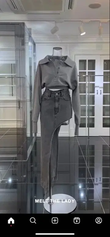 melt the lady moon skirt