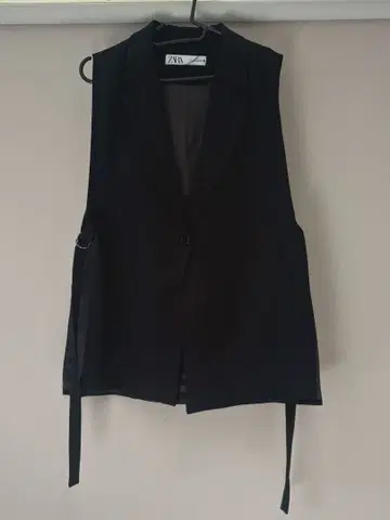 ZARA 블랙 슬리브리스 자켓 L