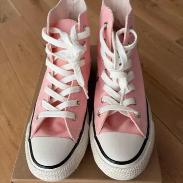 컨버스 스니커즈 24cm