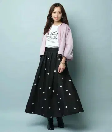 [새상품급] JUSGLITTY 저스길리티 도트 자수 턱 스커트