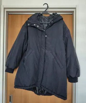 후드 부착 후드티 아우터