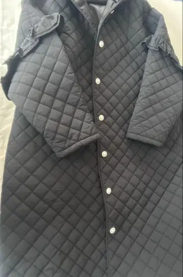 Myu 퀼팅 롱 코트 벤치 코트