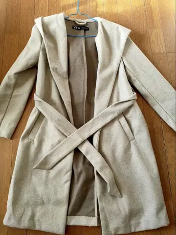 ZARA 후드 부착 베이지 롱 코트 XS
