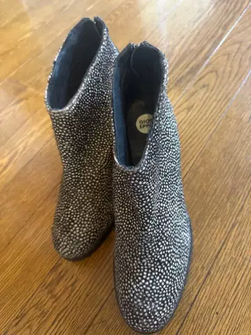 GIOS EPPO 레오파드 무늬풍 천연 가죽 부티 38