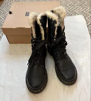 닥터마틴 보아 부츠 사이즈 39