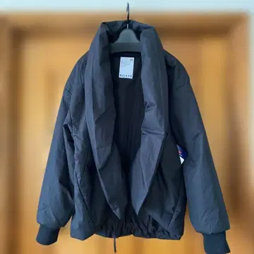 [ 새상품 ] 리라토 RILATO 아우터 블랙