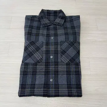 CELT&COBRA 긴팔 셔츠 주름 가공 샘플