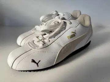 푸마 화이트 우먼 스니커즈