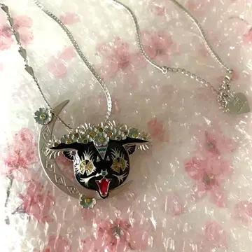 ANNA SUI x 클라우스 하파니에미 2way 목걸이 & 브로치