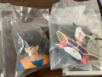 제일복권 드래곤볼 40th 제1탄 E상 손오공 프리저 묶음 판매