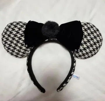 디즈니랜드 시 카츄샤 하운드 투스