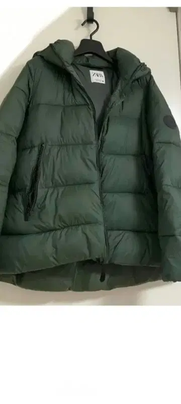 ZARA M 사이즈 다크 그린