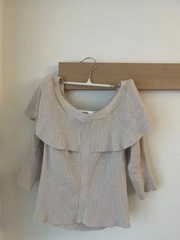 SNIDEL 라이트 핑크 프릴 탑