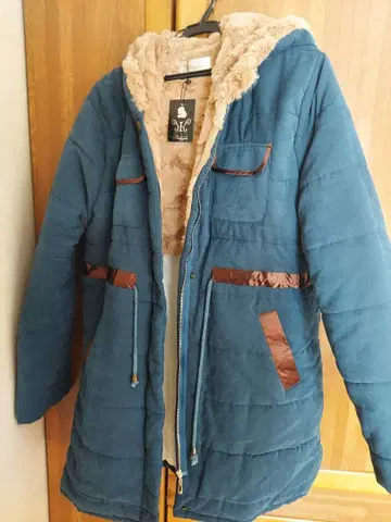 새상품 4L 밝은 네이비 코트