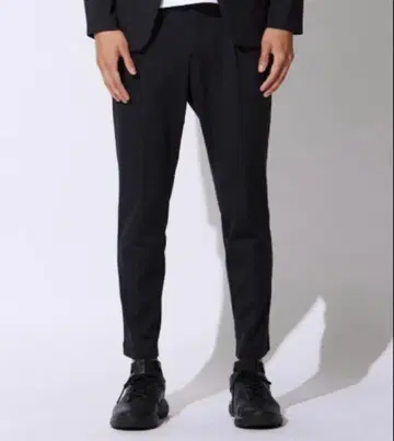 K-3B 107_N 24HR-WEARABLE 시리즈 테이퍼드 팬츠 L