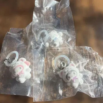 메지루시 액세서리 산리오 마이멜로디 쿠로미 시나몬 포근포근 스노우