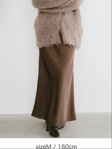 [ 익명 배송 ] Aimeine 메인 새틴 바이아스 스커트 M