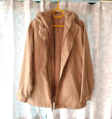 엘르 퍼 달린 마운틴 파카 베이지 여성용 L 사이즈