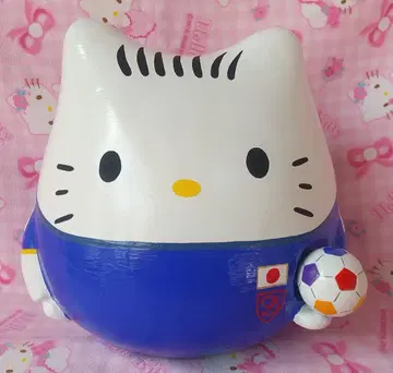 다니엘 달마 블랙 깃털 공방 축구 키티 산리오