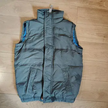 Abercrombie & Fitch 리버서블 다운 베스트