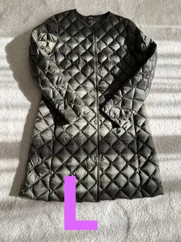 UNIQLO 라이트 다운 올리브 그린 퀼팅 롱 코트