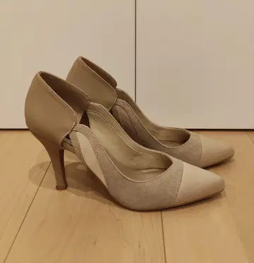 펌프스 베이지 23.5cm [Climb] [새상품급]