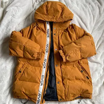 RVCA 후드 부착 다운 자켓