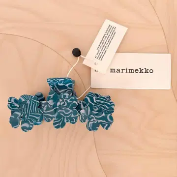 미사용 새상품 마리메꼬 Mini Unikko hair clip 블루