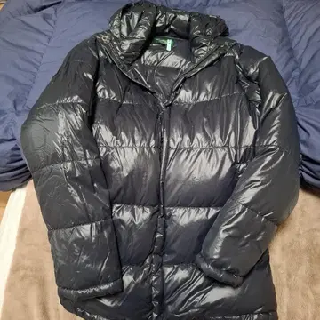 새상품급 UMO KOBO 후드 부착 다운 자켓 95% M 블랙