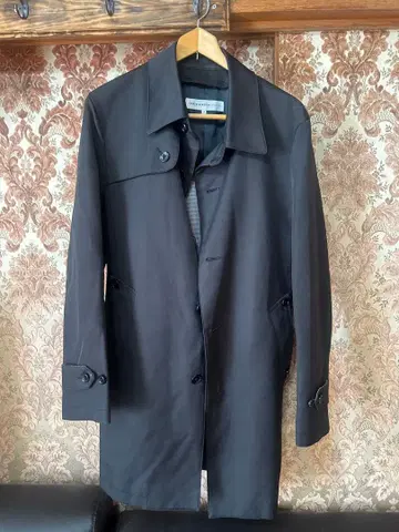 TAKEO KIKUCHI 블랙 트렌치코트 사이즈 3 (이너 포함)