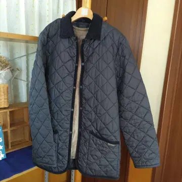 LAVENHAM 네이비 퀼팅 자켓