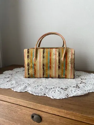 일본 의류용 가방 니시진 비단 안쪽에 얼룩 있음