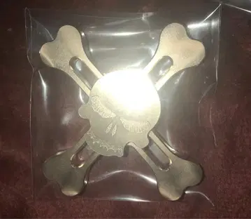 초레어 스컬 뼈 디자인 핸드스피너