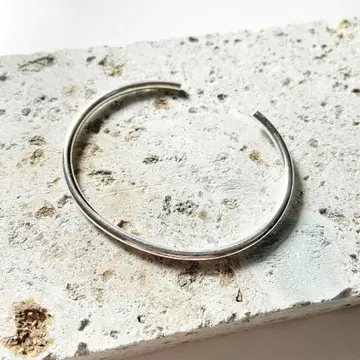 실버 뱅글 심플 플레인 평평한 한국 익명 배송