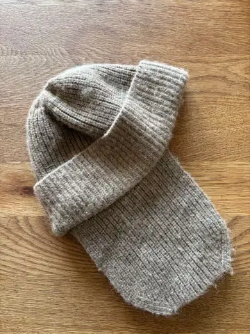 베이지 니트 비니 투데이풀