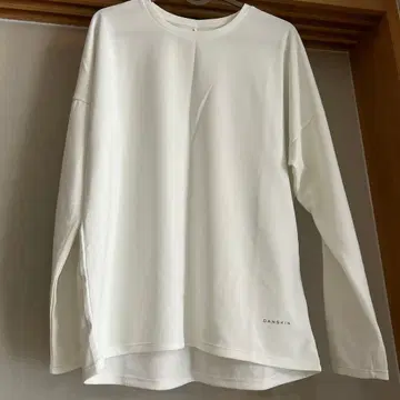 DANSKIN 긴팔 T셔츠 화이트